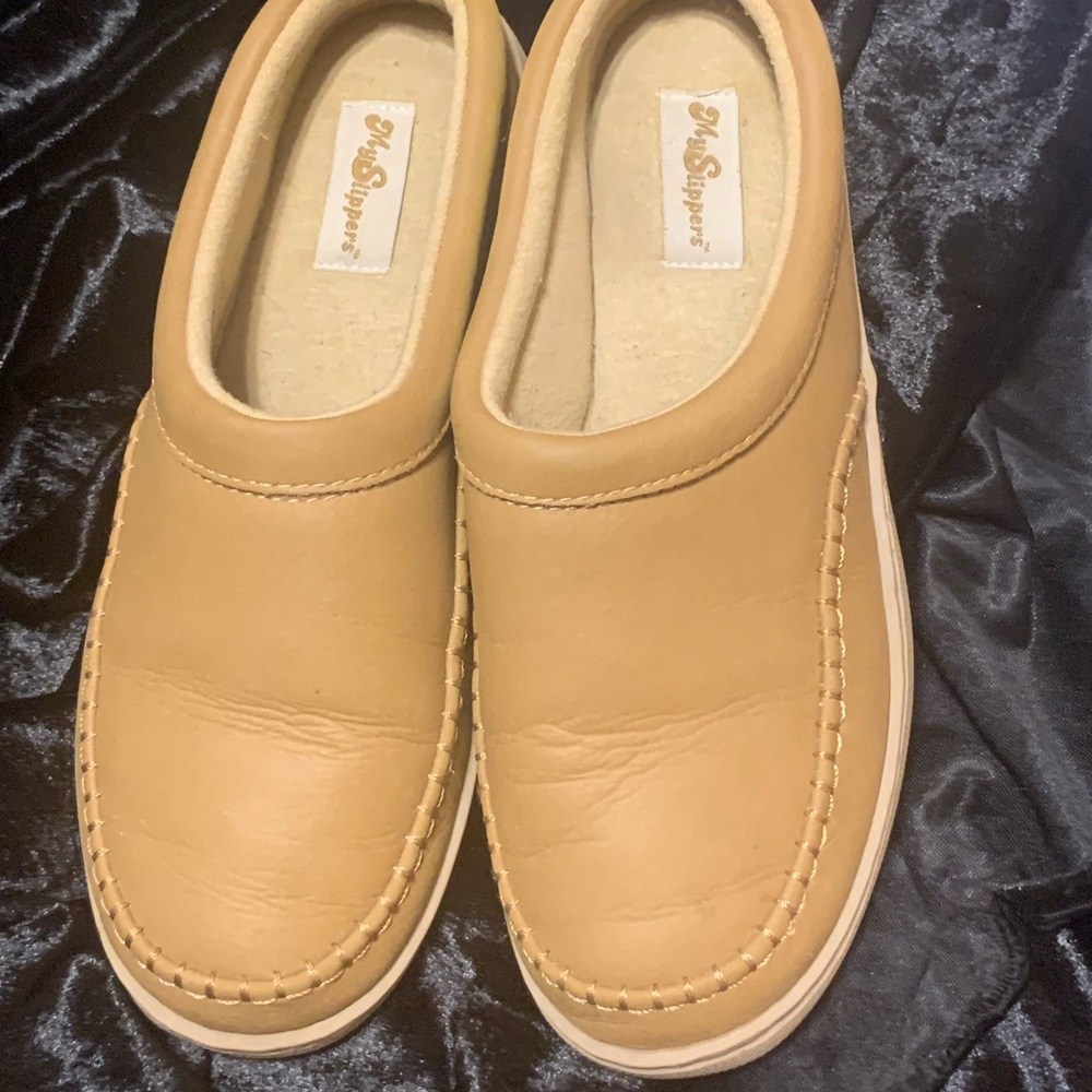 Women’s My Slipper/ Sz. 8